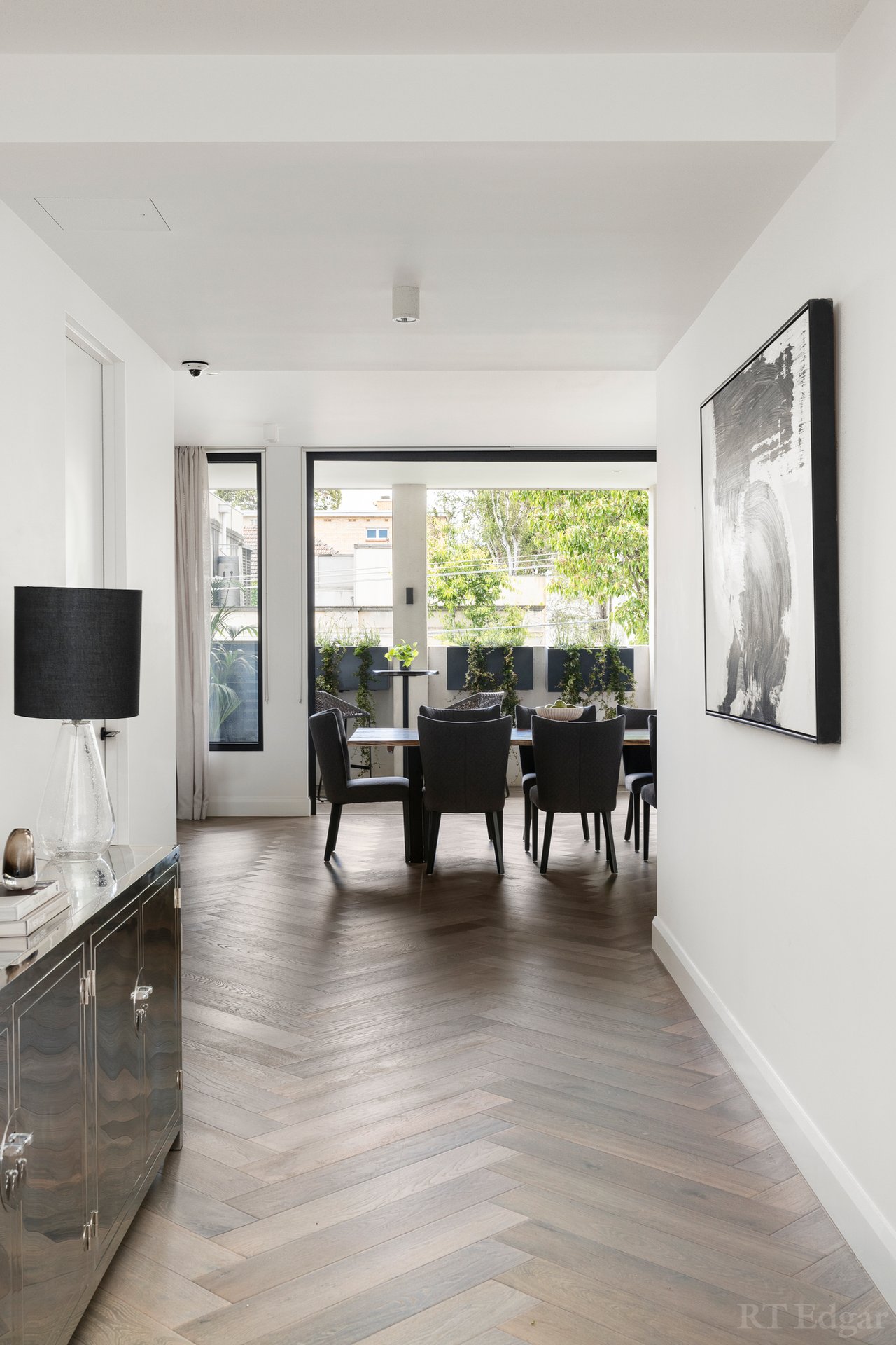 3/2 Brookville Road, Toorak