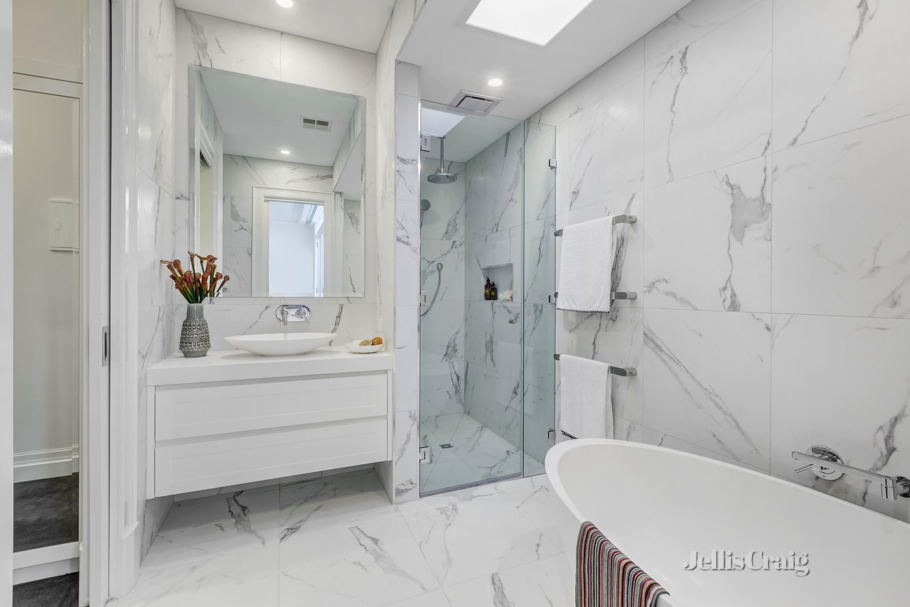 35 Dixon Street, Malvern, VIC 3144 House for Sale