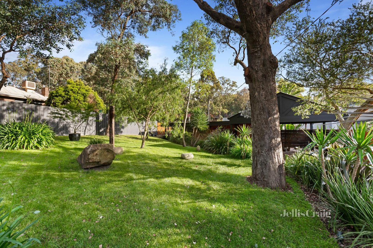 68 Progress Road, Eltham North, VIC 3095 House for Sale