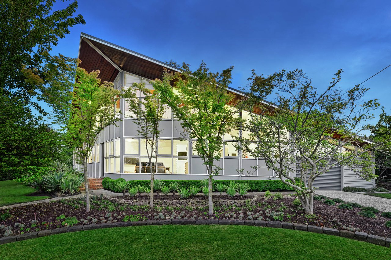 7 Allambi Road, Chirnside Park, VIC 3116 House for Sale