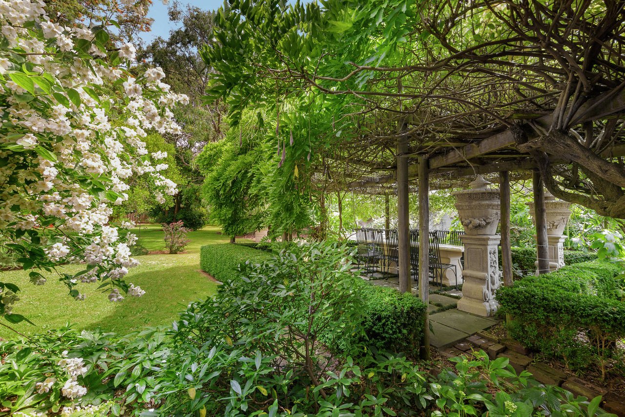 7 Allambi Road, Chirnside Park, VIC 3116 House for Sale