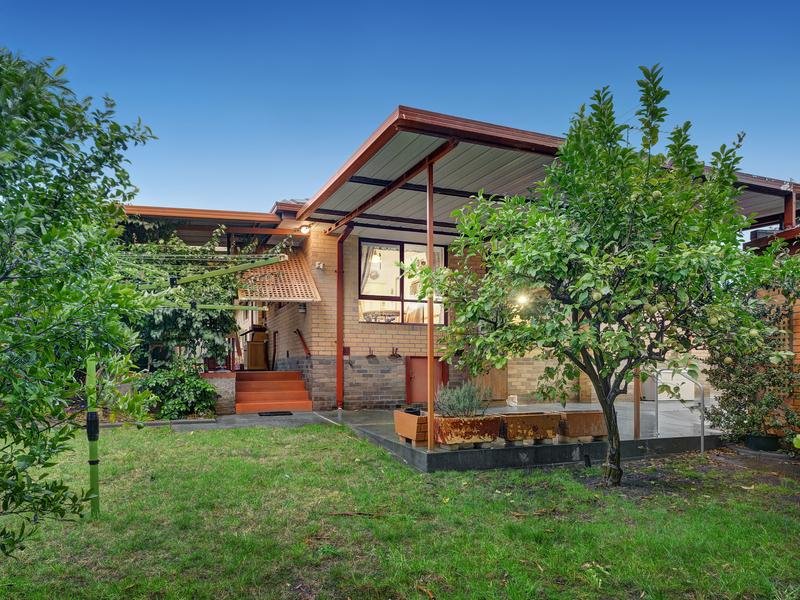 8 Kiewa Street, Doncaster, VIC 3108 House for Sale