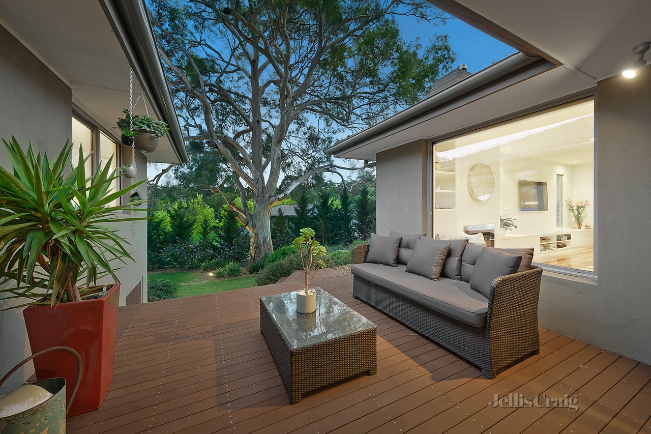 98 Bonds Road, Lower Plenty, VIC 3093 House for Sale