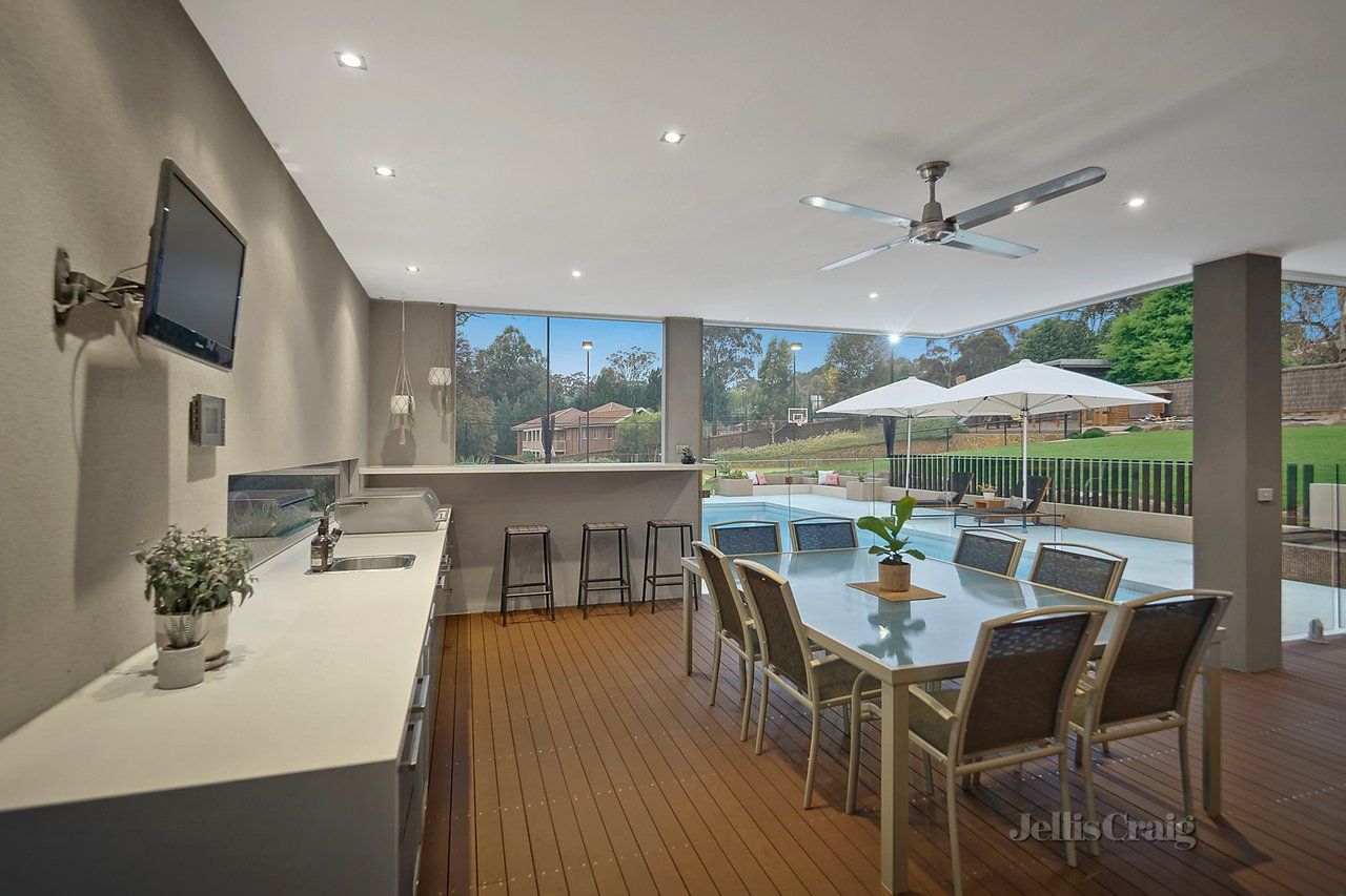 98 Bonds Road, Lower Plenty, VIC 3093 House for Sale