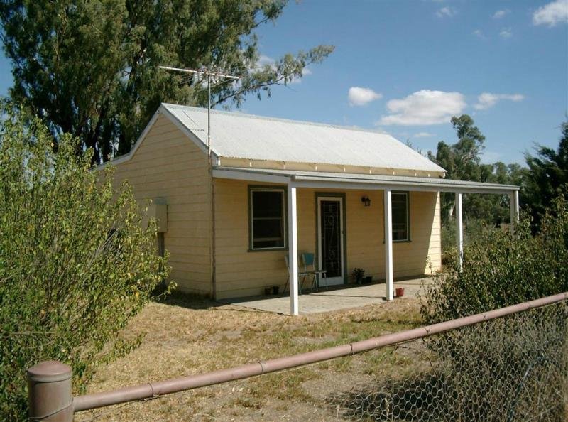 - Kia Ora Down, Old Narandera Rd  EUBERTA 1