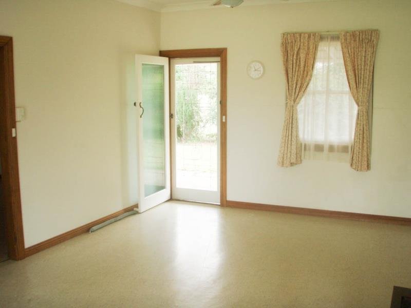 - Kia Ora Down, Old Narandera Rd  EUBERTA 6