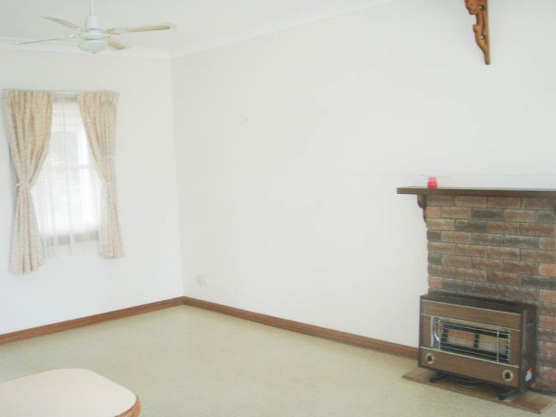 - Kia Ora Down, Old Narandera Rd  EUBERTA 7