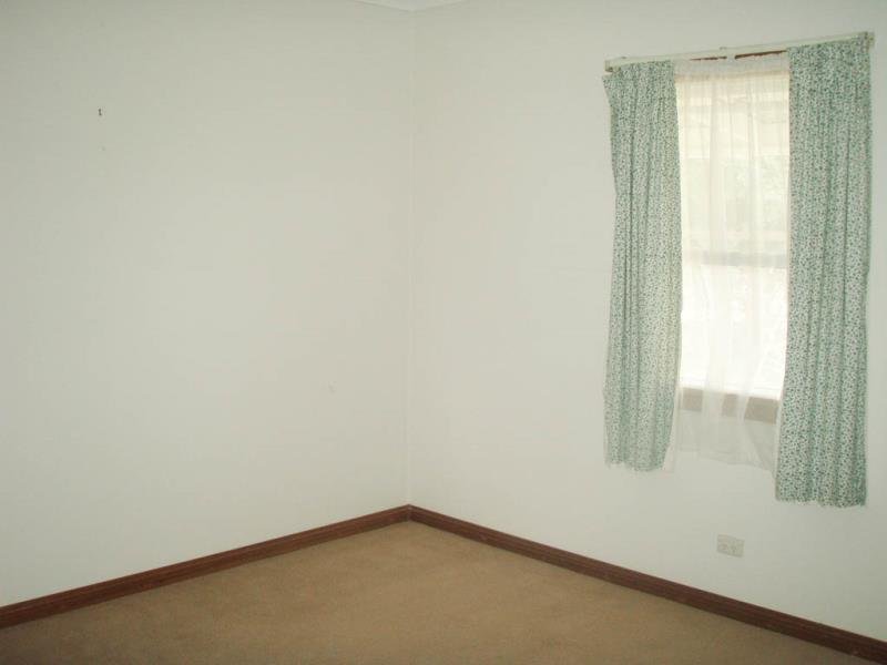 - Kia Ora Down, Old Narandera Rd  EUBERTA 8