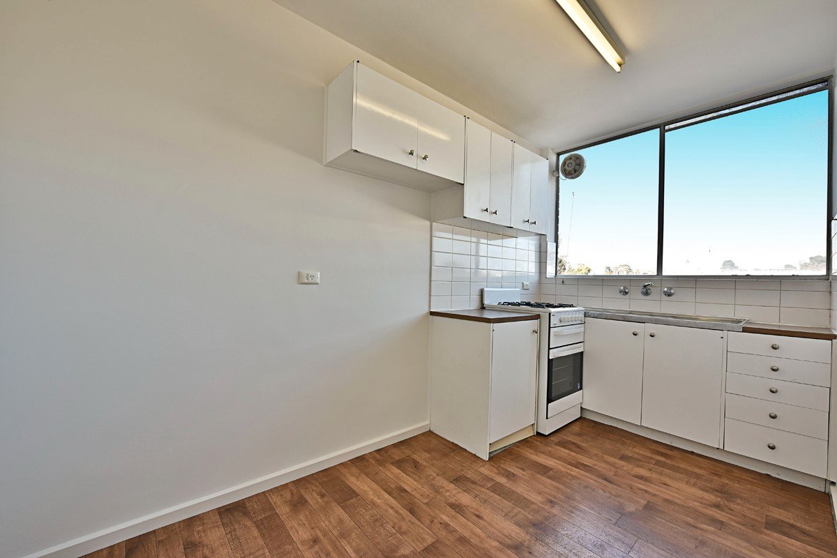 Gallery: 02/63 Hawksburn Road