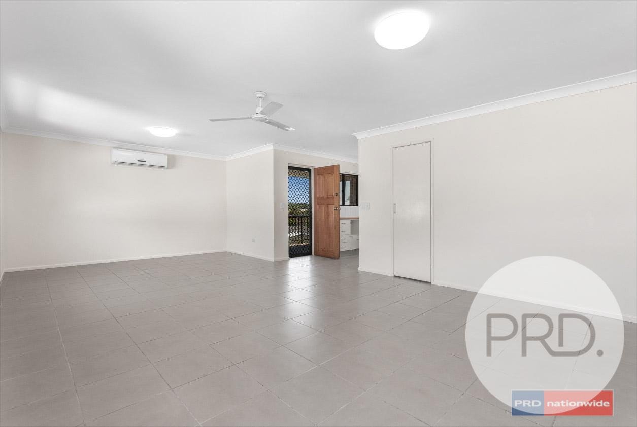 04/21 Rosella St  BONGAREE 3