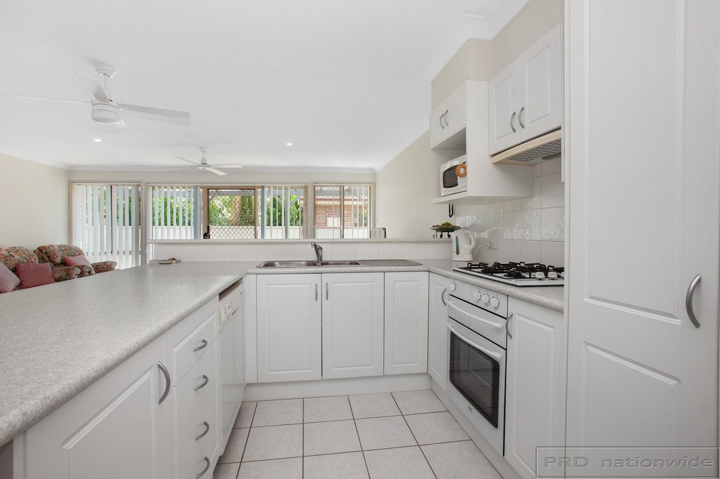1 /1 Adele Crescent ASHTONFIELD 3