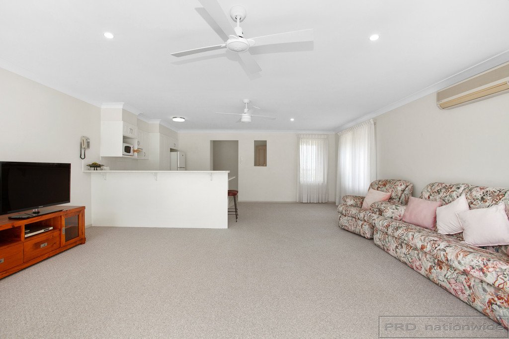 1 /1 Adele Crescent ASHTONFIELD 8