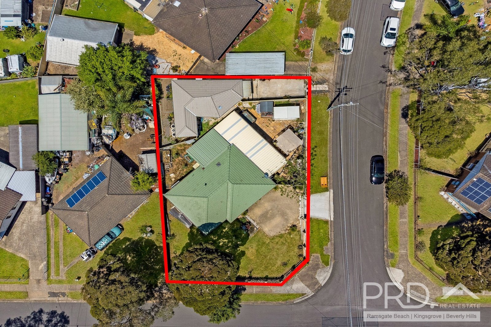 1 & 1A Bunsen Avenue EMERTON 6