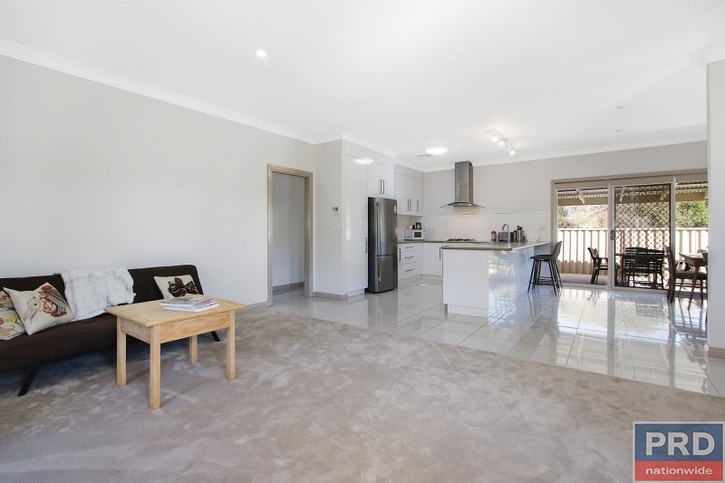 1, 2 & 3/483 Schubach Street EAST ALBURY 15