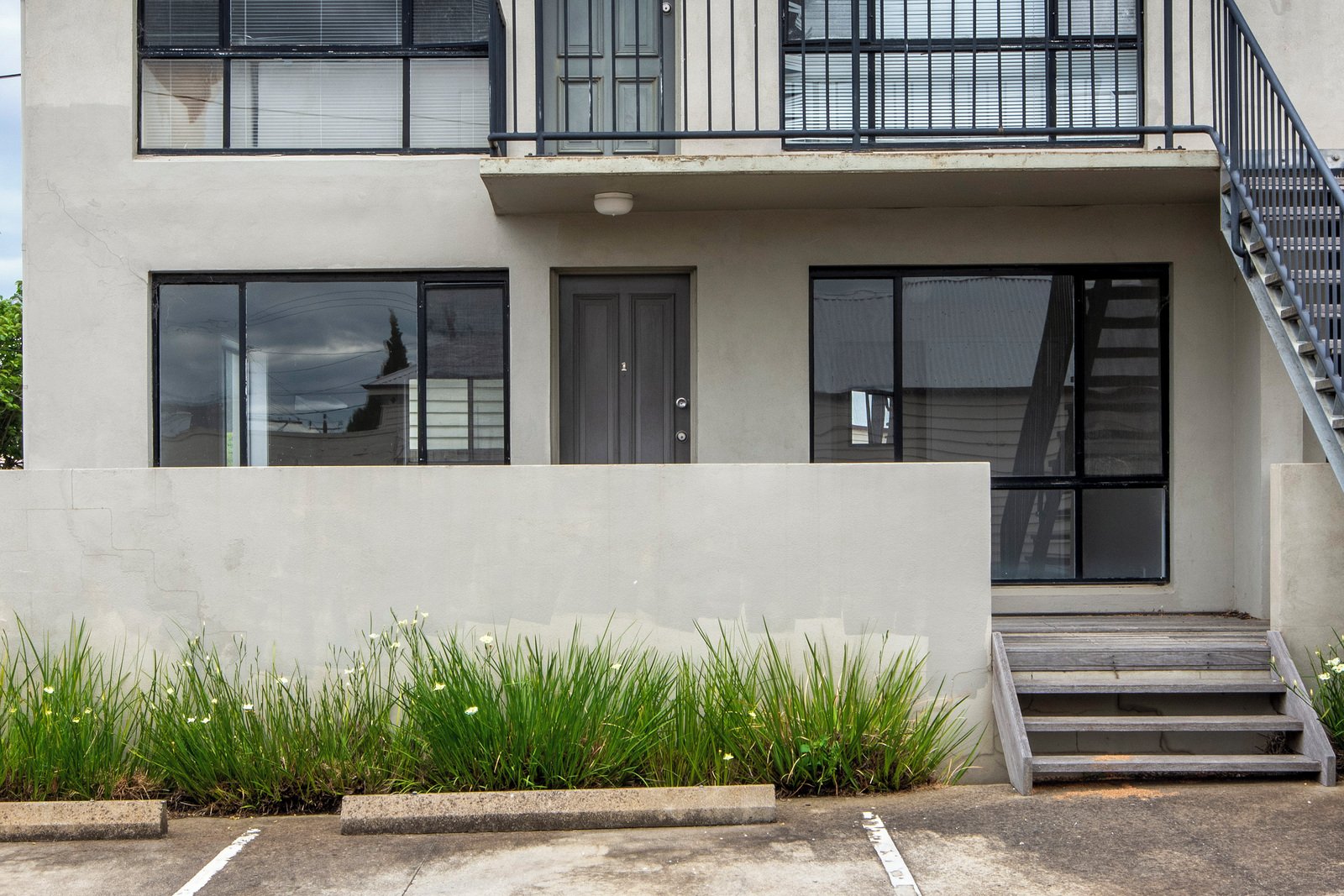 Gallery: 1/ 2 Park Street
