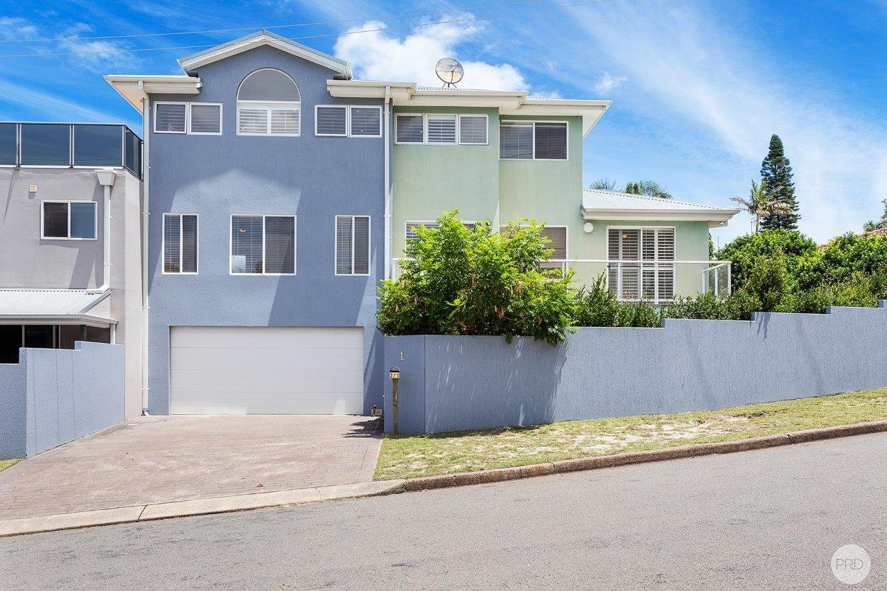 1 & 2/1 Lentara Street FINGAL BAY 2