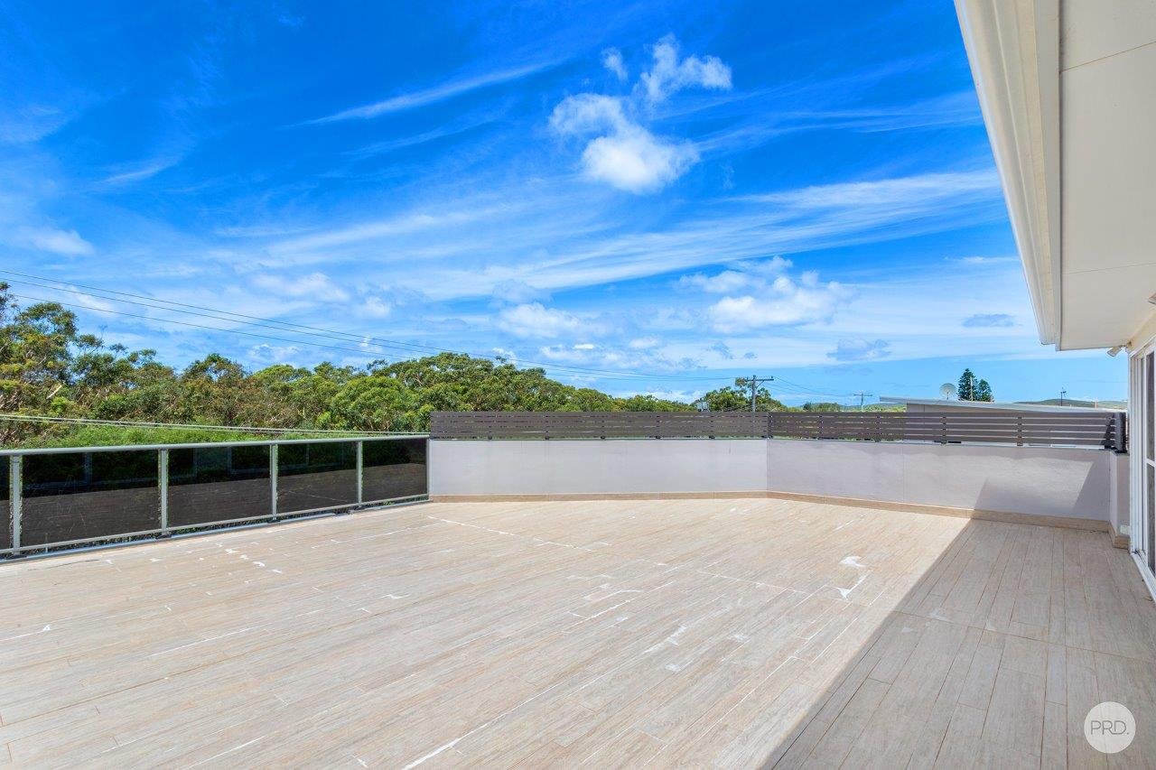 1 & 2/1 Lentara Street FINGAL BAY 5