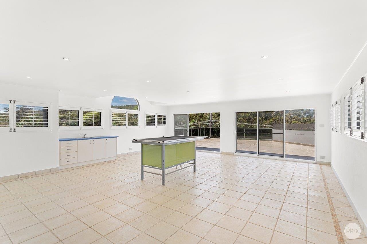 1 & 2/1 Lentara Street FINGAL BAY 9