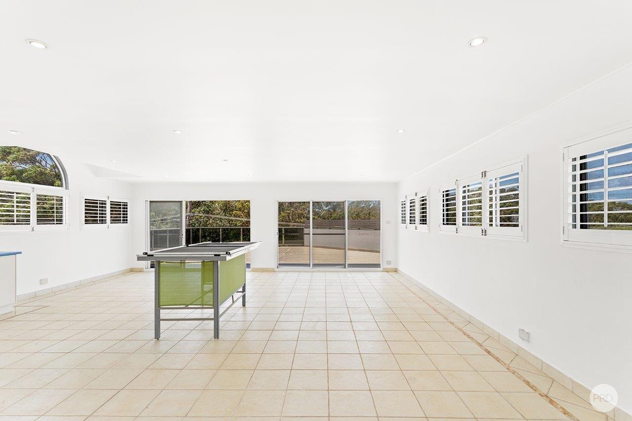 1 & 2/1 Lentara Street FINGAL BAY 10