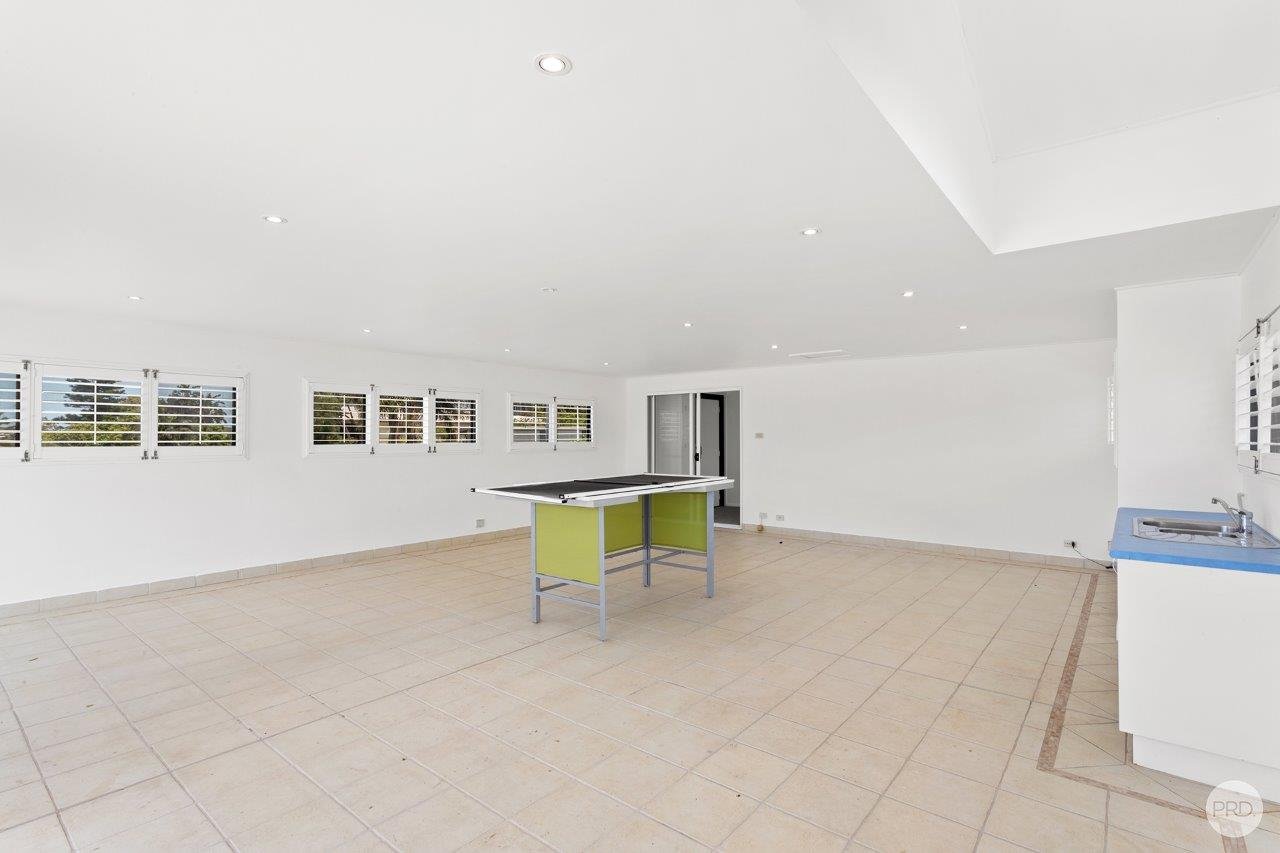 1 & 2/1 Lentara Street FINGAL BAY 11