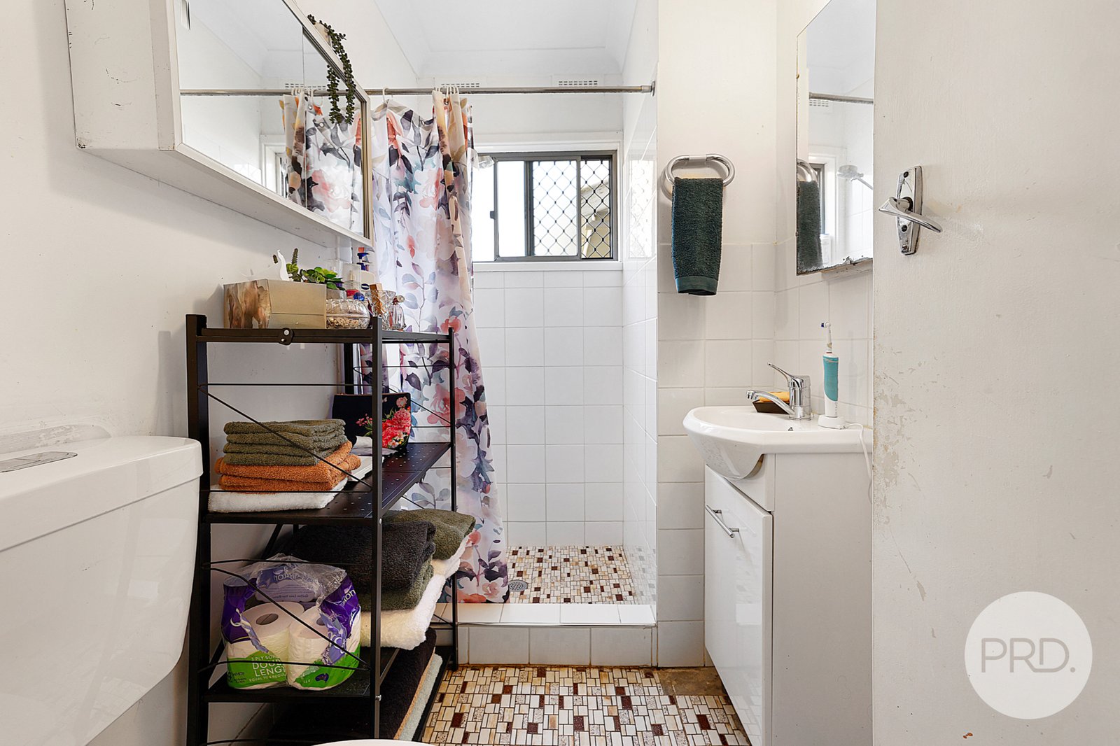 1 & 2/10 Alice Street TAMWORTH 9