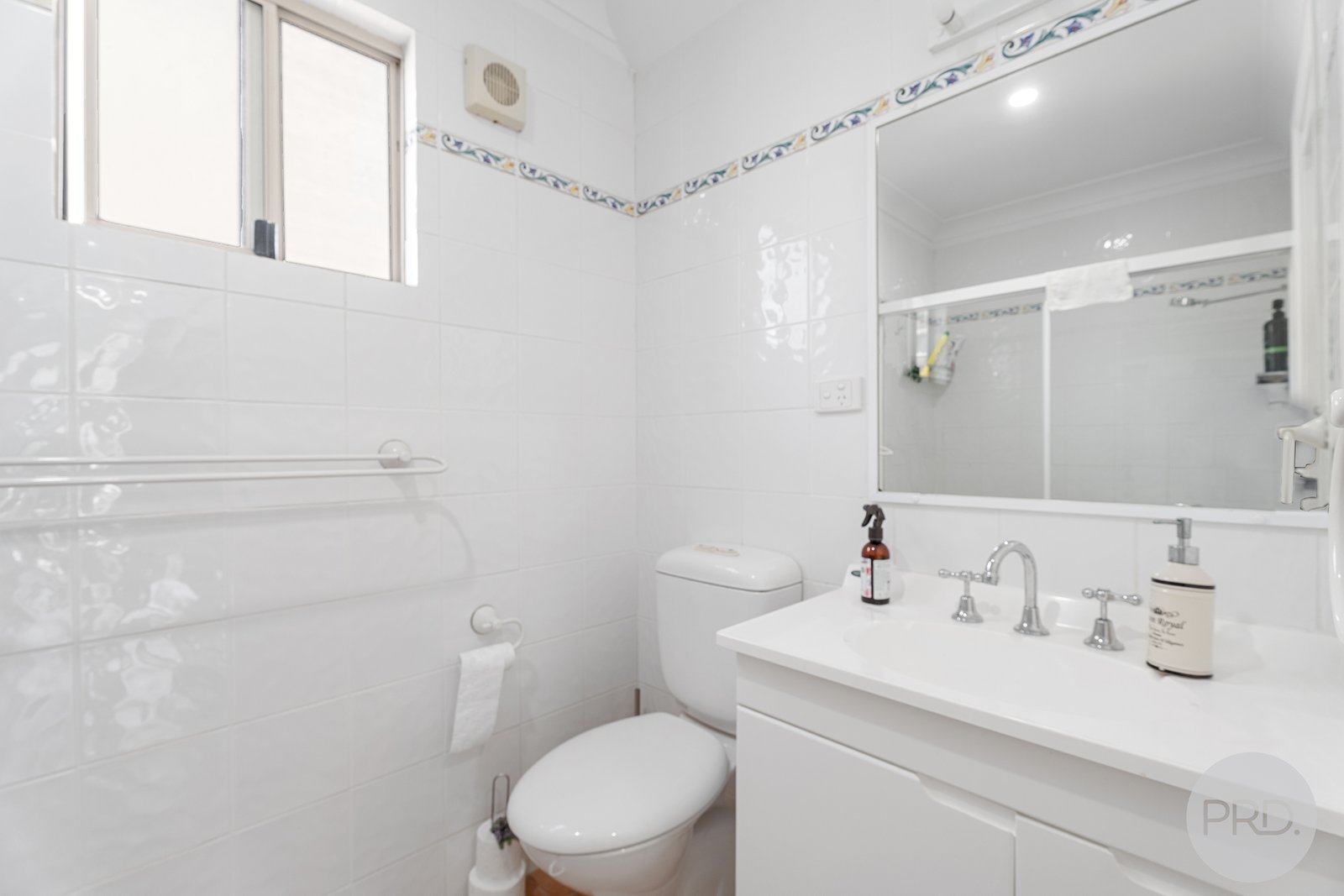 1 & 2/109 Government Road NELSON BAY 25