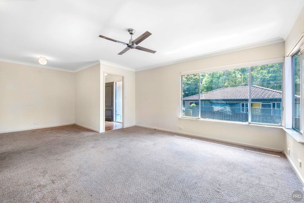 1 & 2/121 Stockton Street NELSON BAY 11