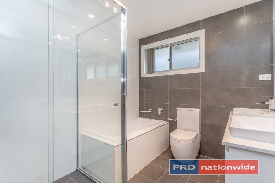 1-2/13 Algie Crescent,  KINGSWOOD 15