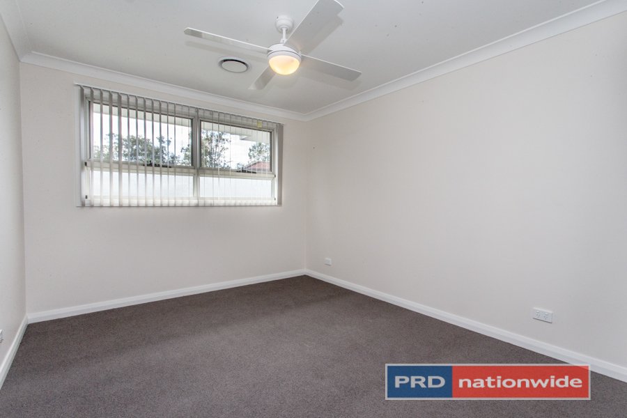 1-2/13 Algie Crescent,  KINGSWOOD 18