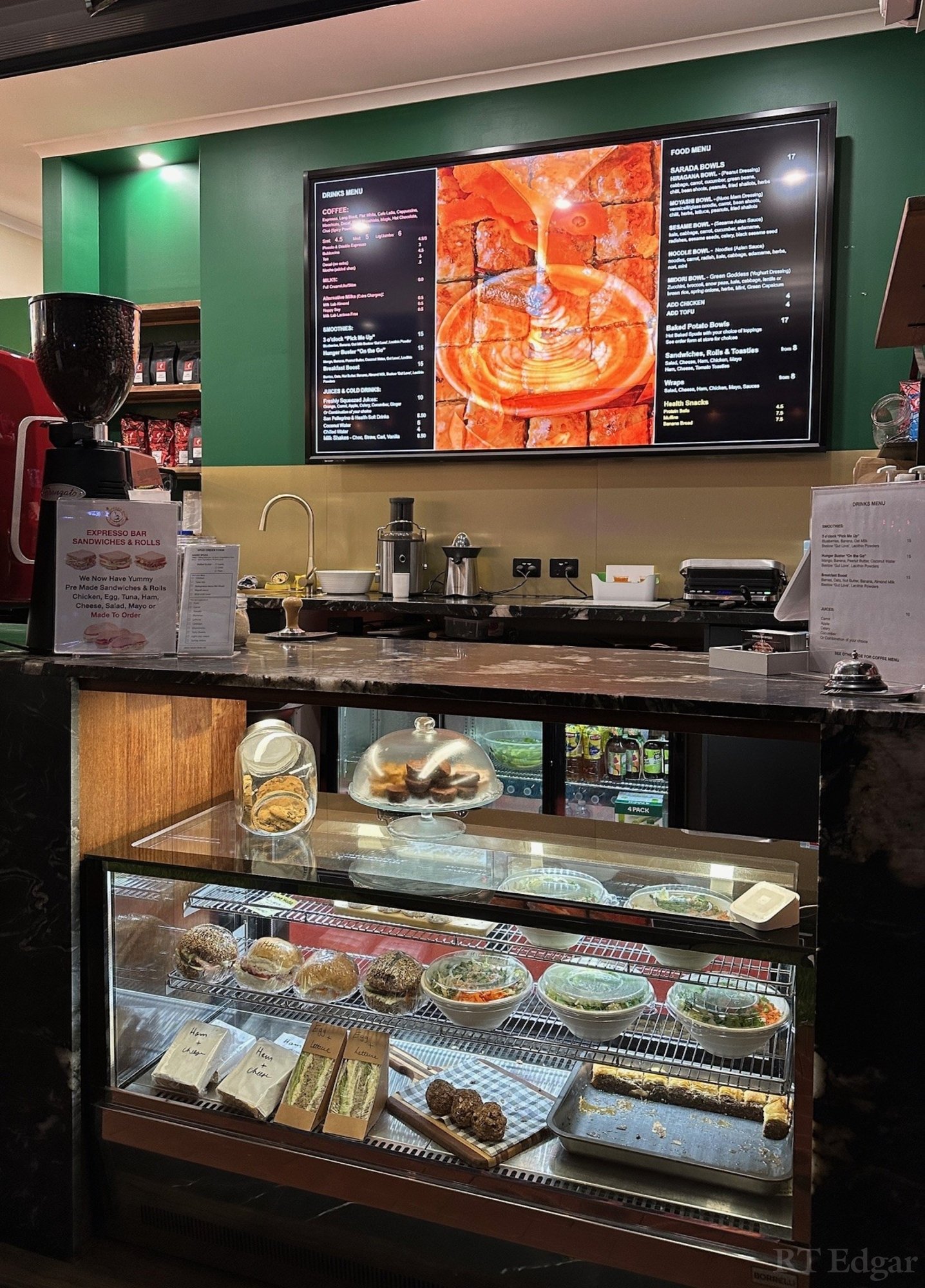 Real Estate and Property in 1, 2/13 Hancock Street, Drysdale, VIC