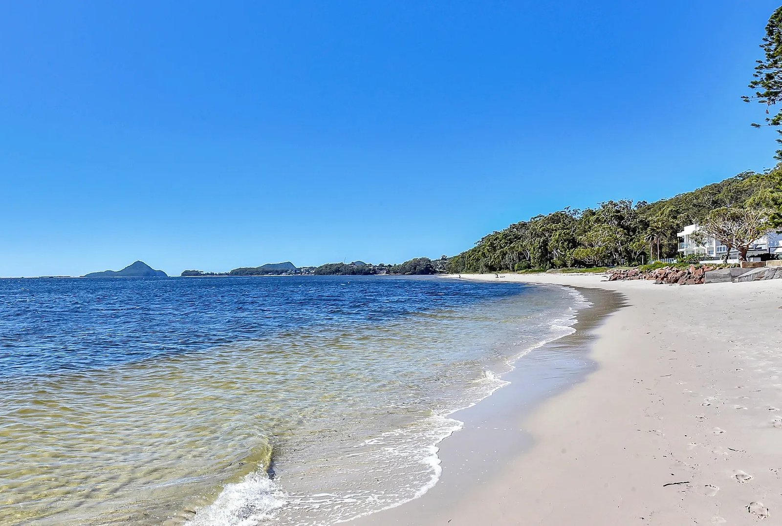 1 & 2/16 Sandy Point Road CORLETTE 7