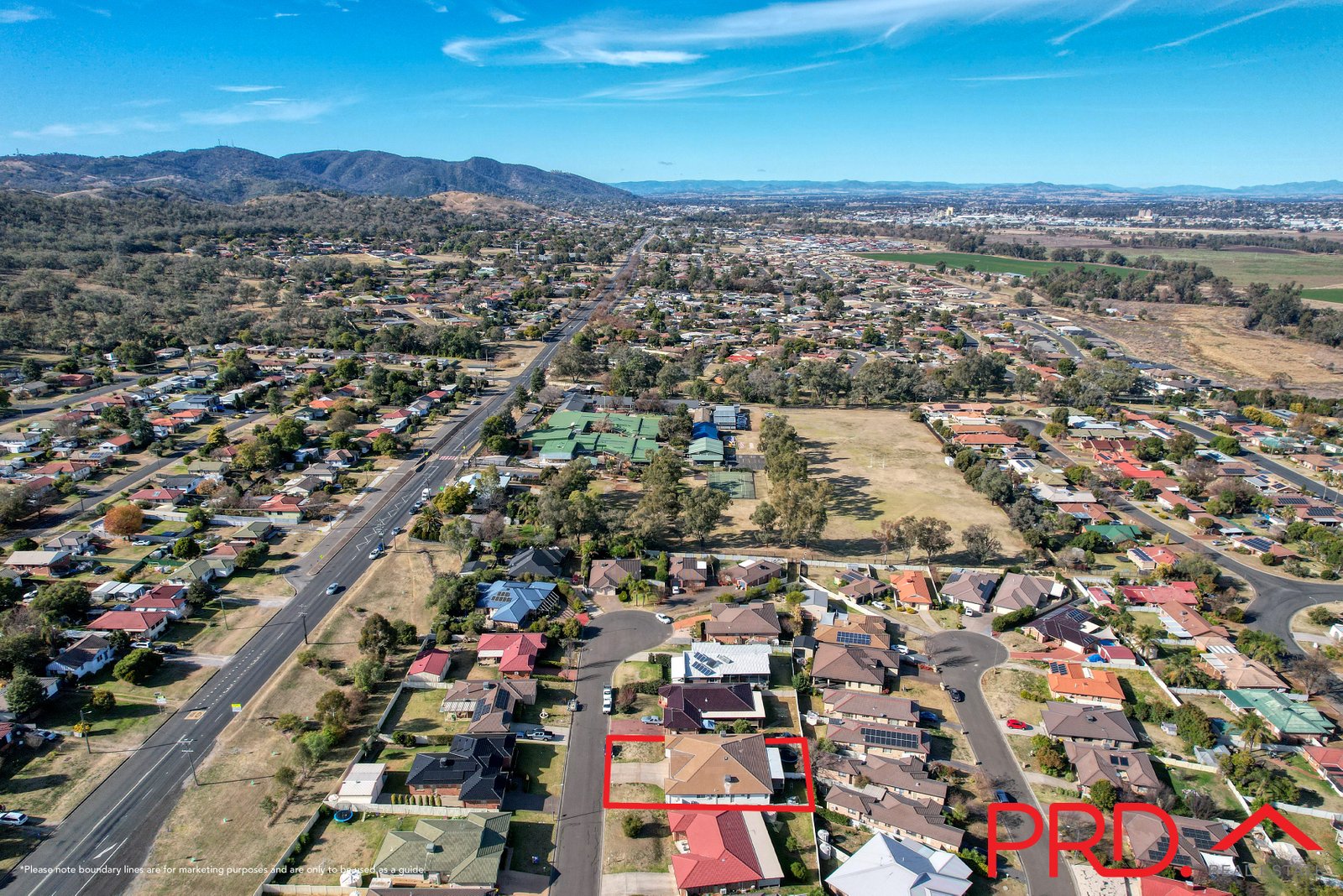 1-2/18 Fishermans Place TAMWORTH 24