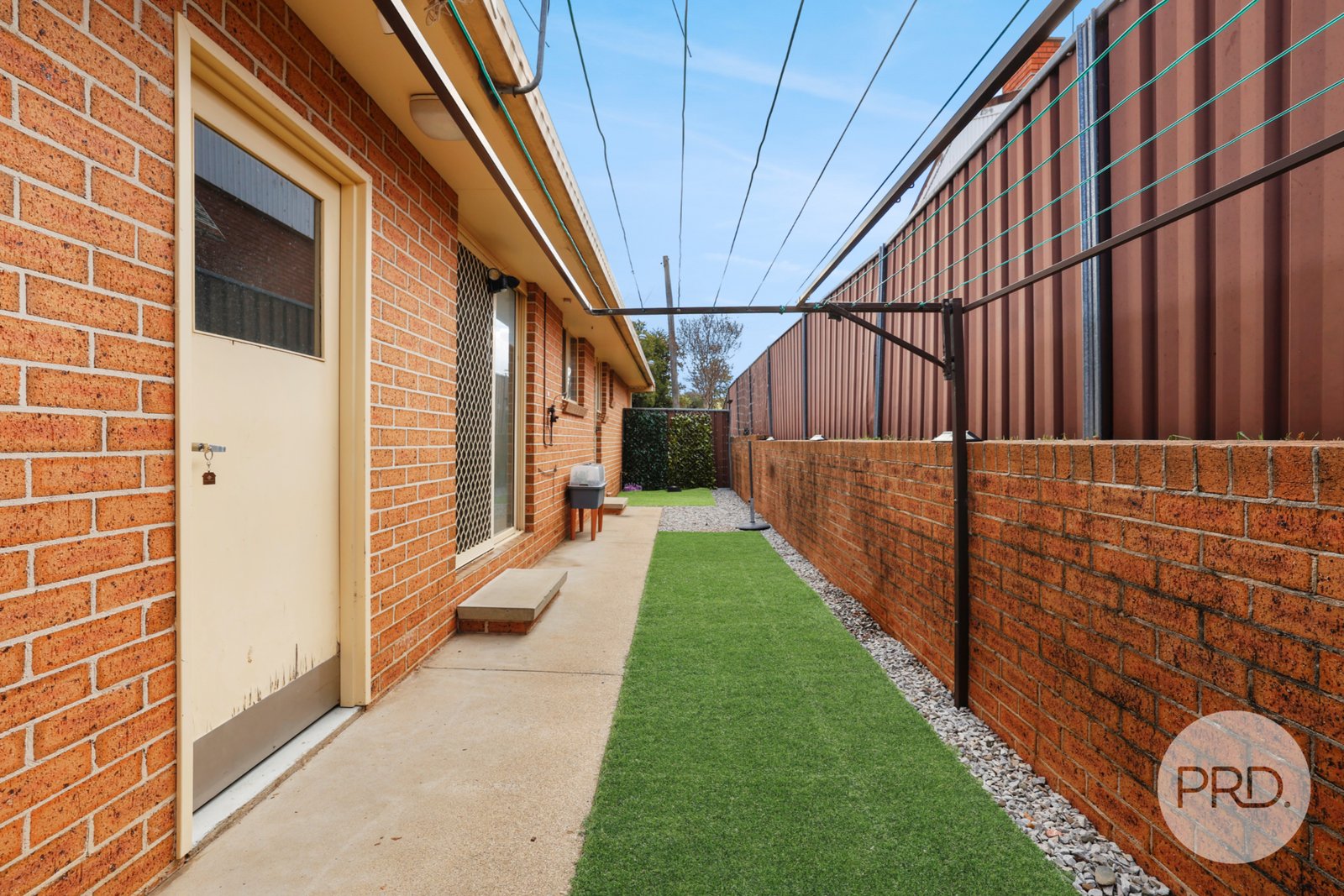 1-2/29 Macquarie Street TAMWORTH 10