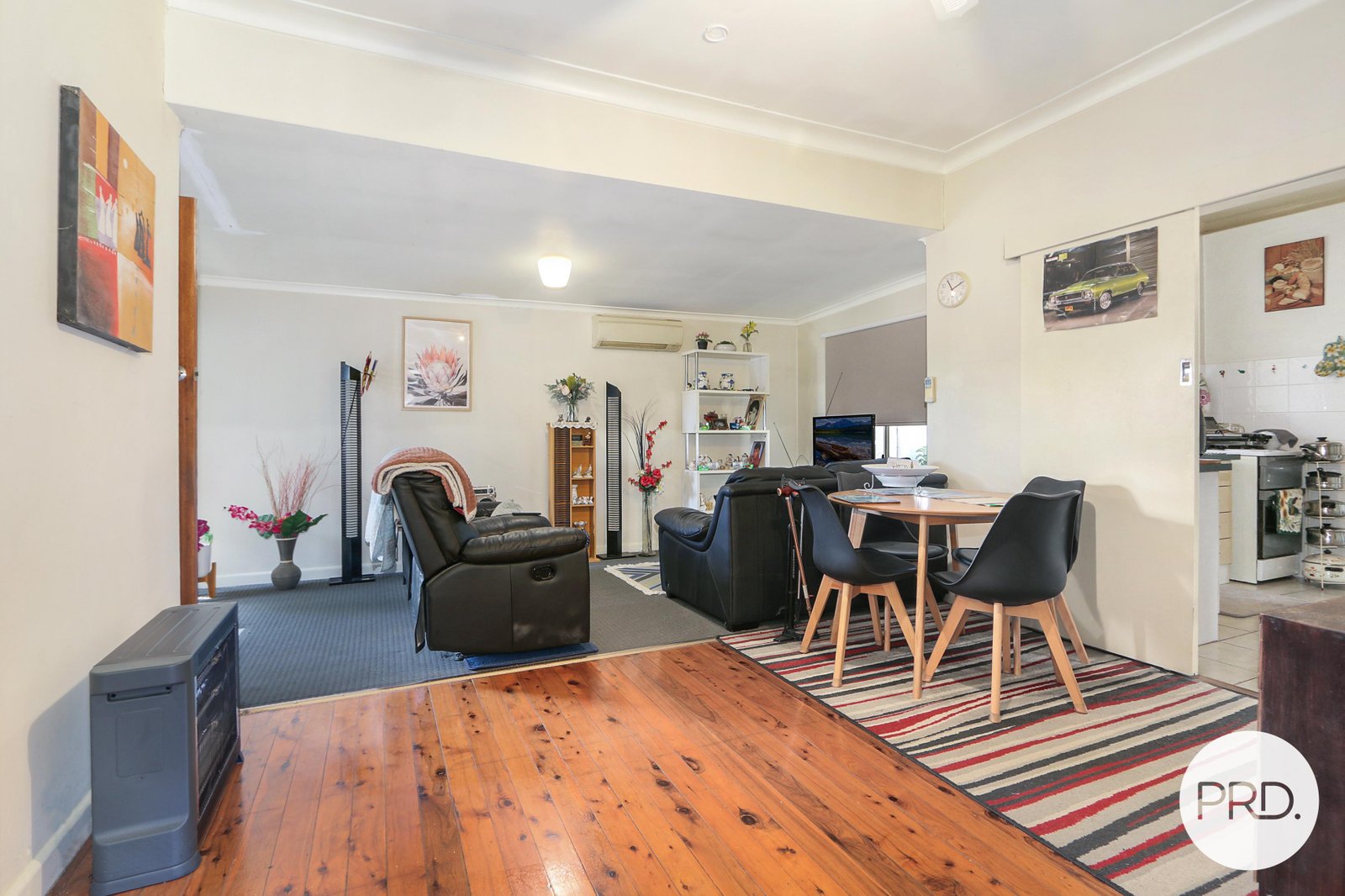 1 & 2/297 Gulpha Street NORTH ALBURY 13