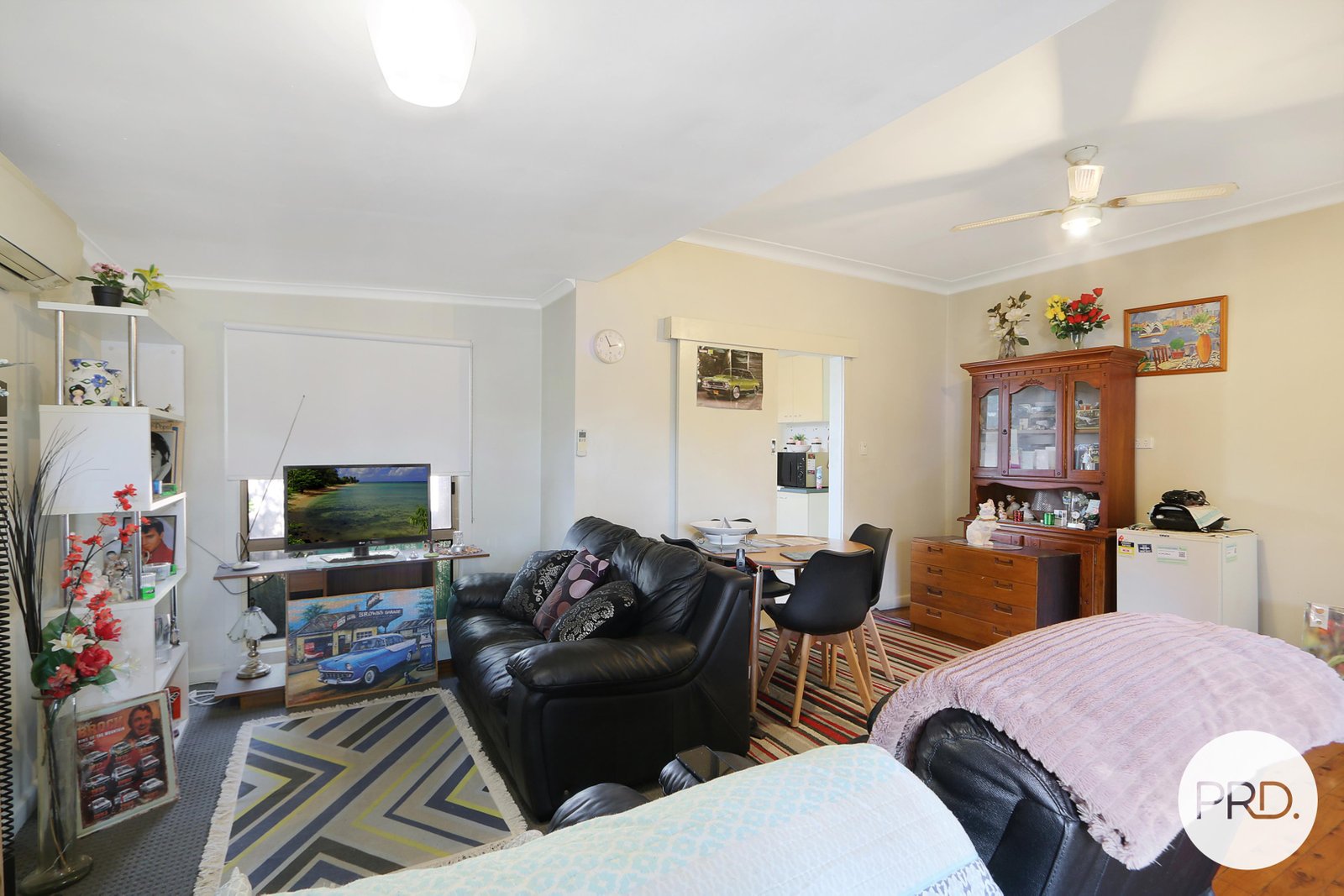 1 & 2/297 Gulpha Street NORTH ALBURY 15
