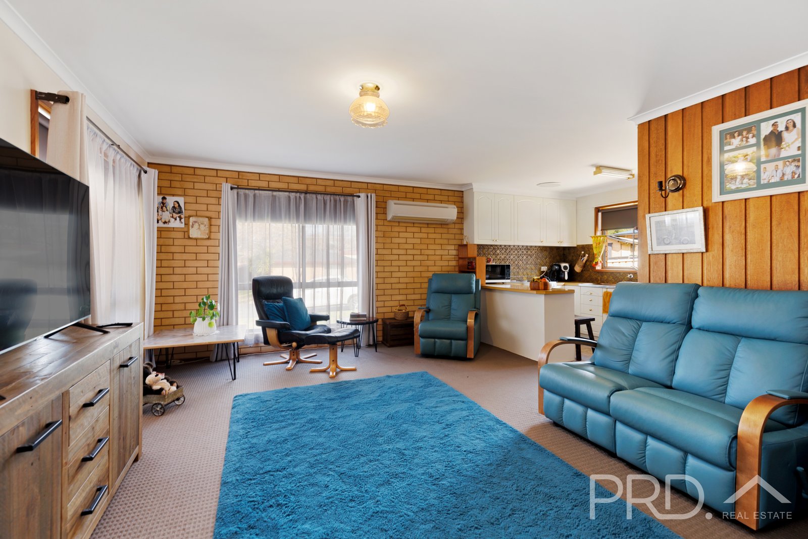 1-2/3 Anderson Place TUMUT 3