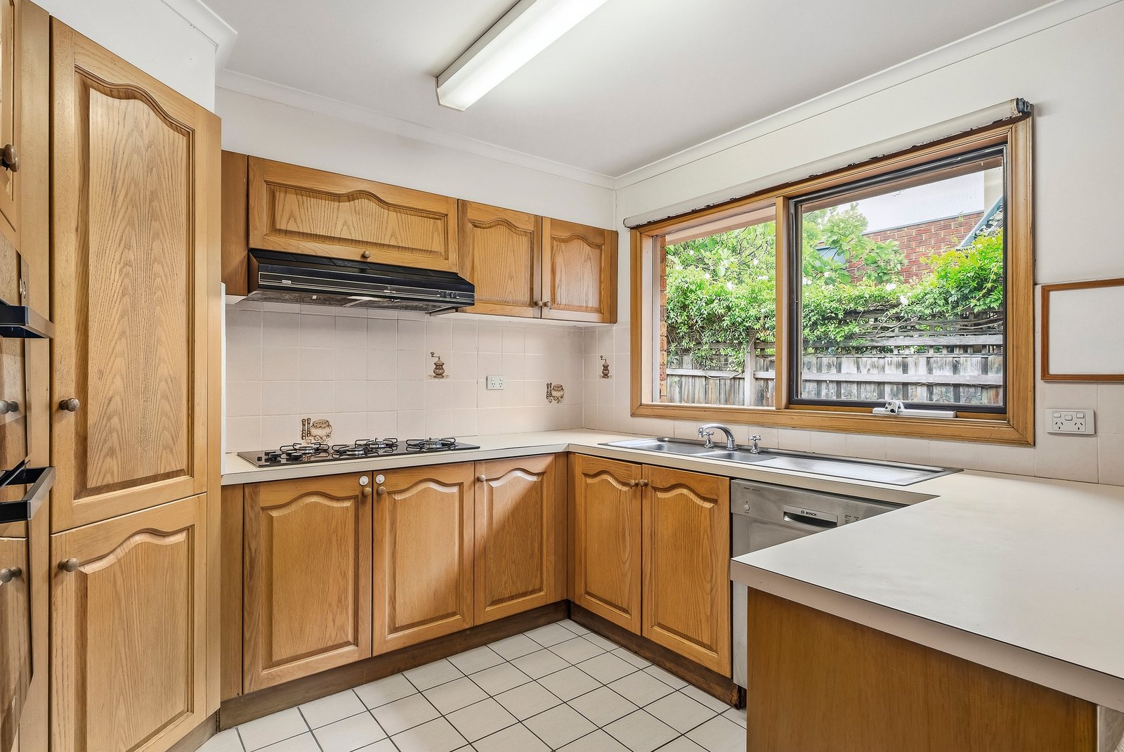 1-2/30 Abercrombie Street, Deepdene, 3103