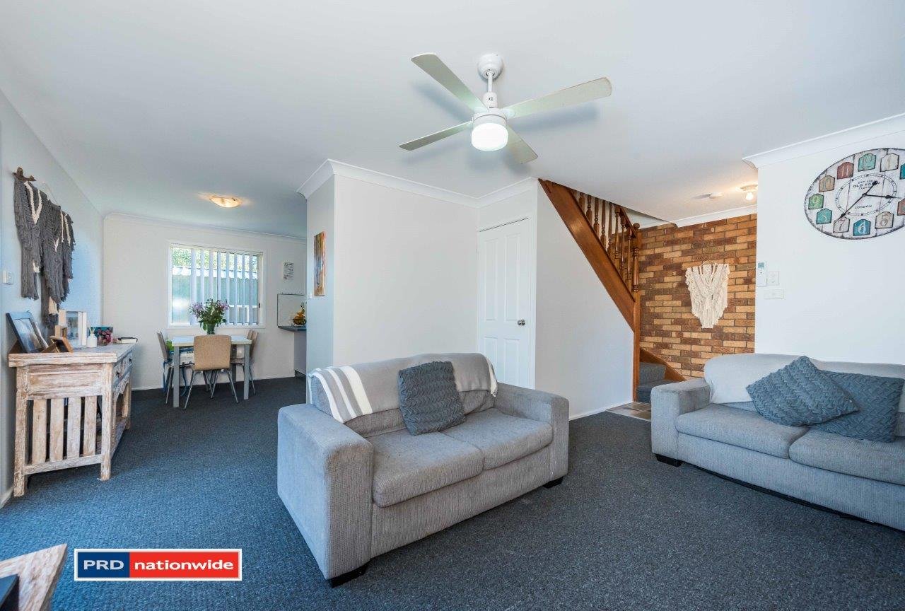 1 & 2/33 Caledonia Close SALAMANDER BAY 14