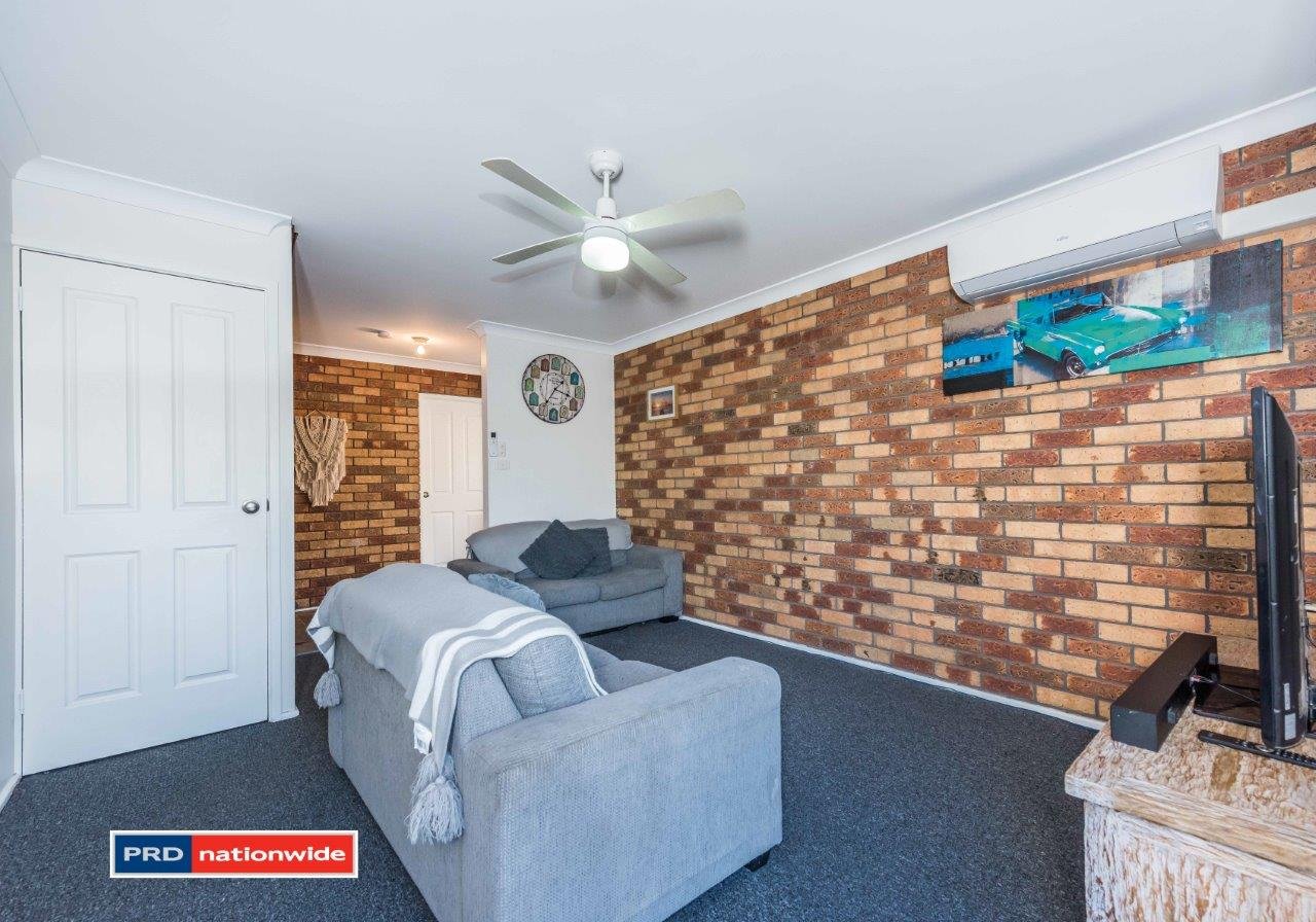 1 & 2/33 Caledonia Close SALAMANDER BAY 15