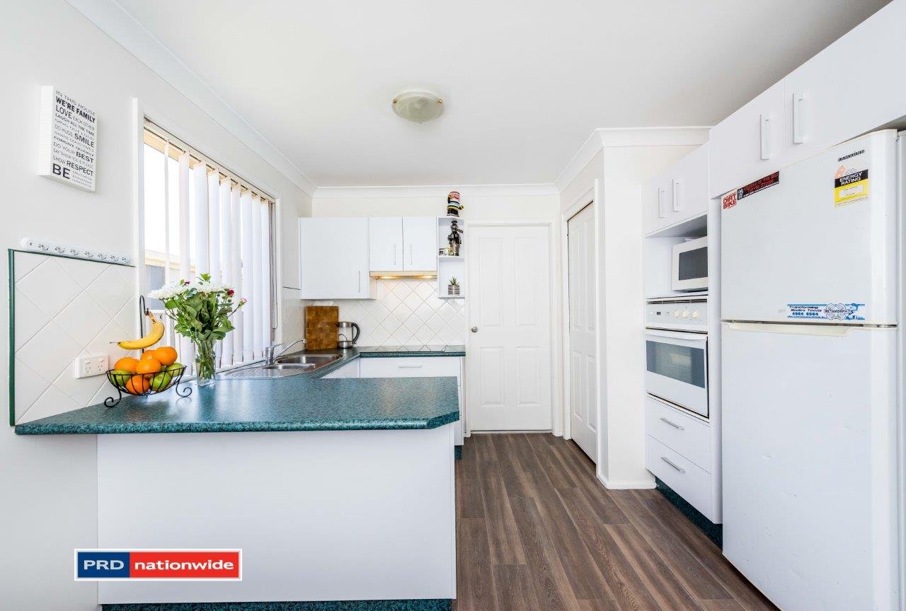 1 & 2/33 Caledonia Close SALAMANDER BAY 16