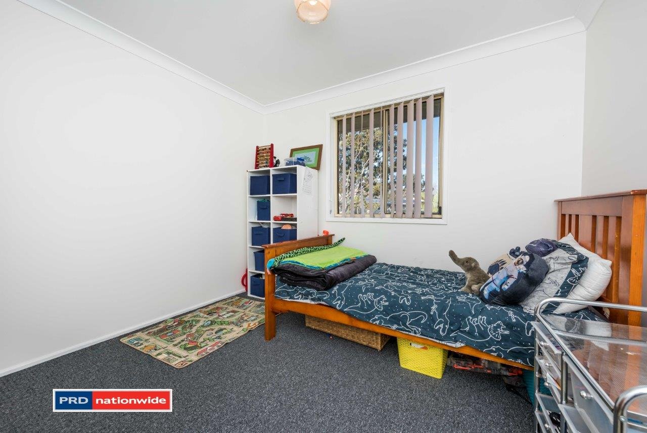 1 & 2/33 Caledonia Close SALAMANDER BAY 20