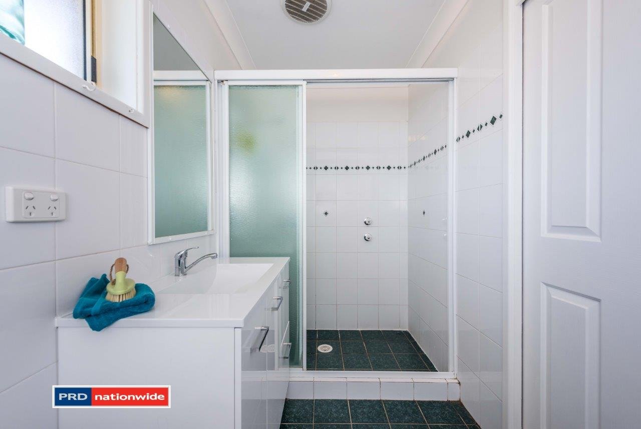 1 & 2/33 Caledonia Close SALAMANDER BAY 22