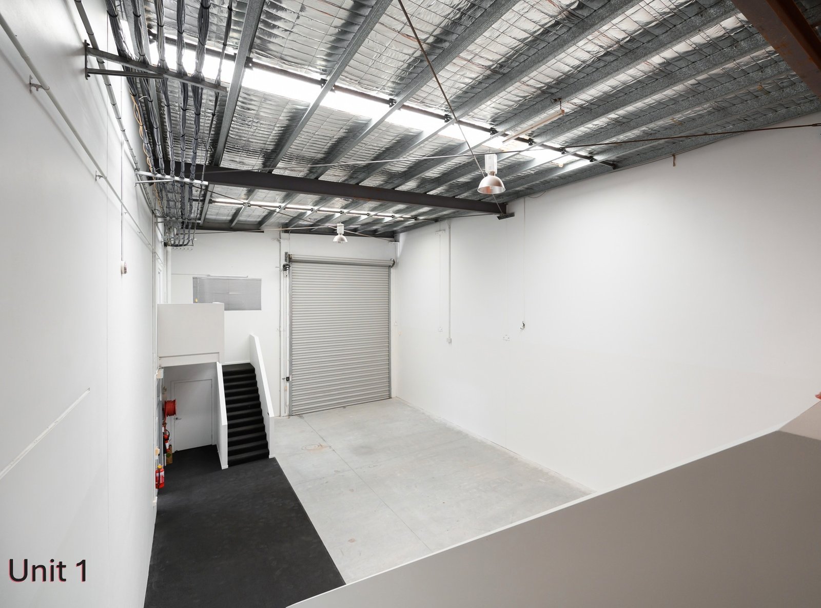 1 & 2/36-38 Newheath Drive ARUNDEL 5