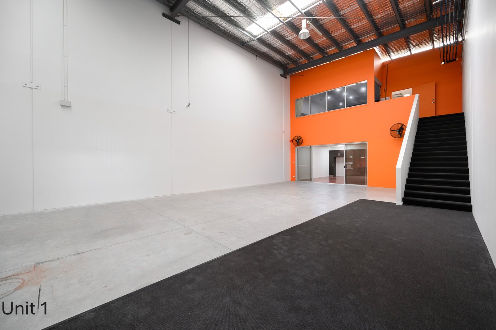 1 & 2/36-38 Newheath Drive ARUNDEL 6