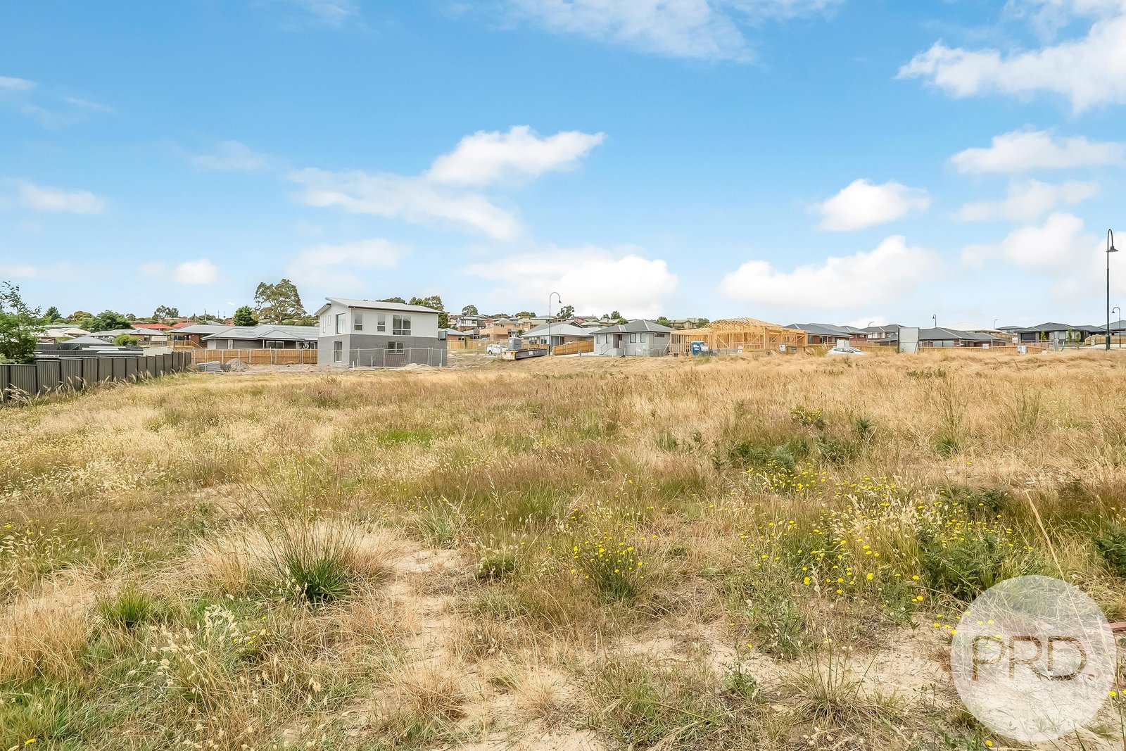 1 & 2/45 Sandpiper Drive MIDWAY POINT 13