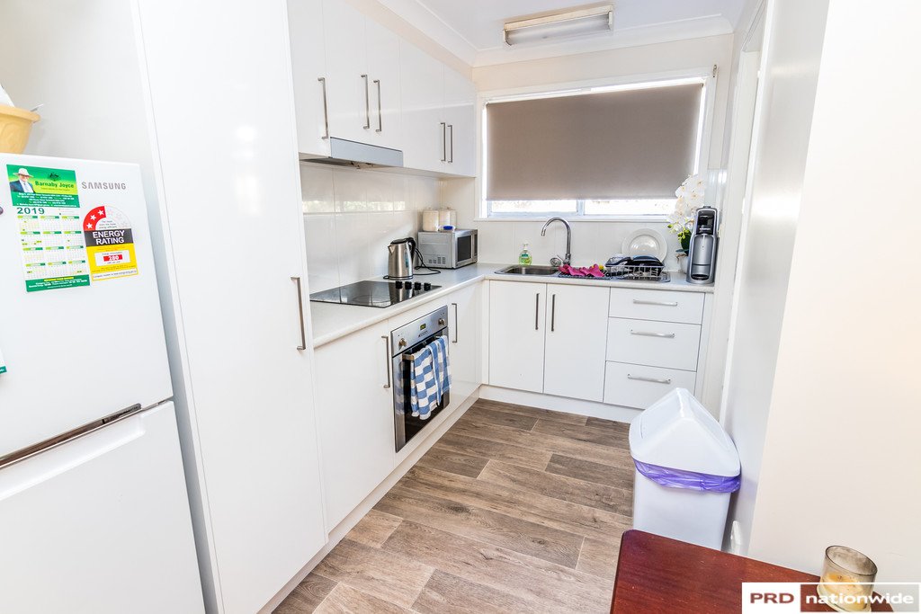 1-2/49 Bourke Street TAMWORTH 10