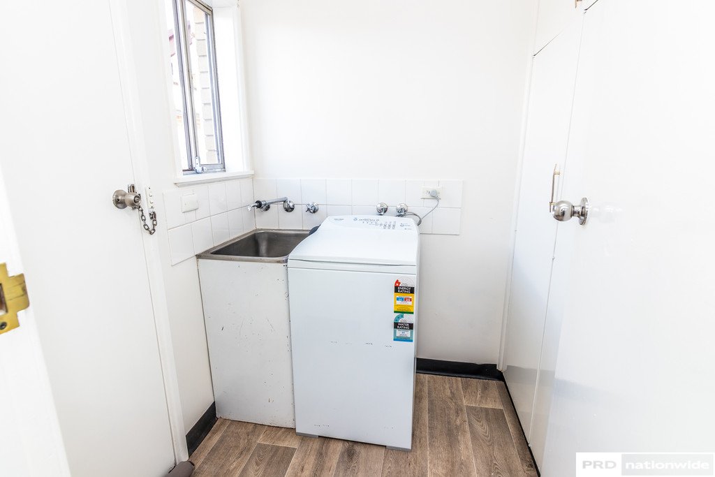 1-2/49 Bourke Street TAMWORTH 12