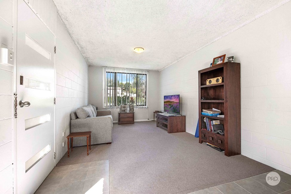 1 & 2/49 Tomaree Road SHOAL BAY 3