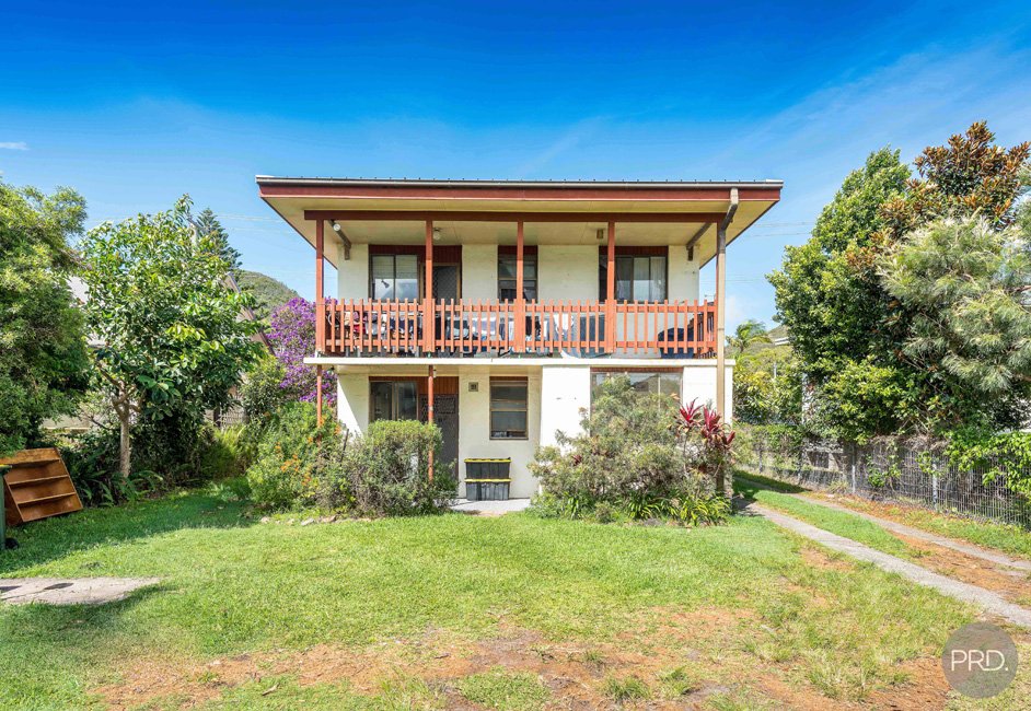 1 & 2/49 Tomaree Road SHOAL BAY 10