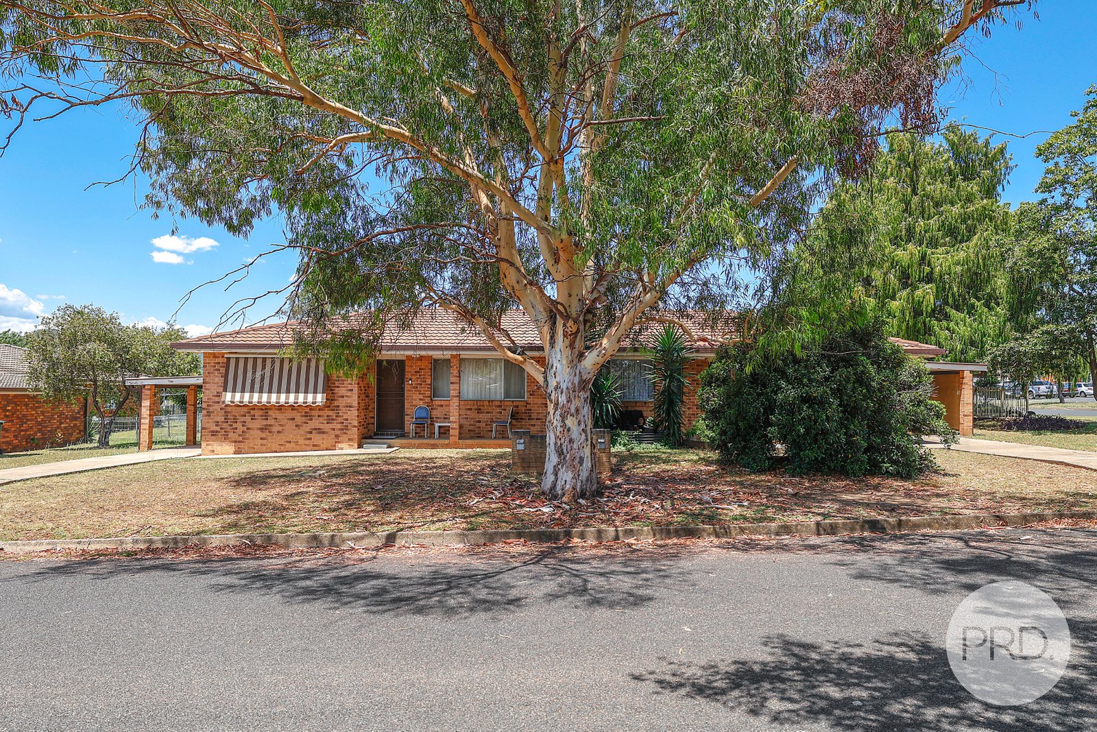 1 & 2/56 Petra Avenue TAMWORTH 1